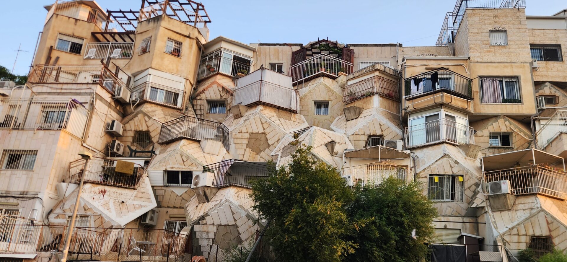 Read more about the article ירושלים, בעיר ובסביבה